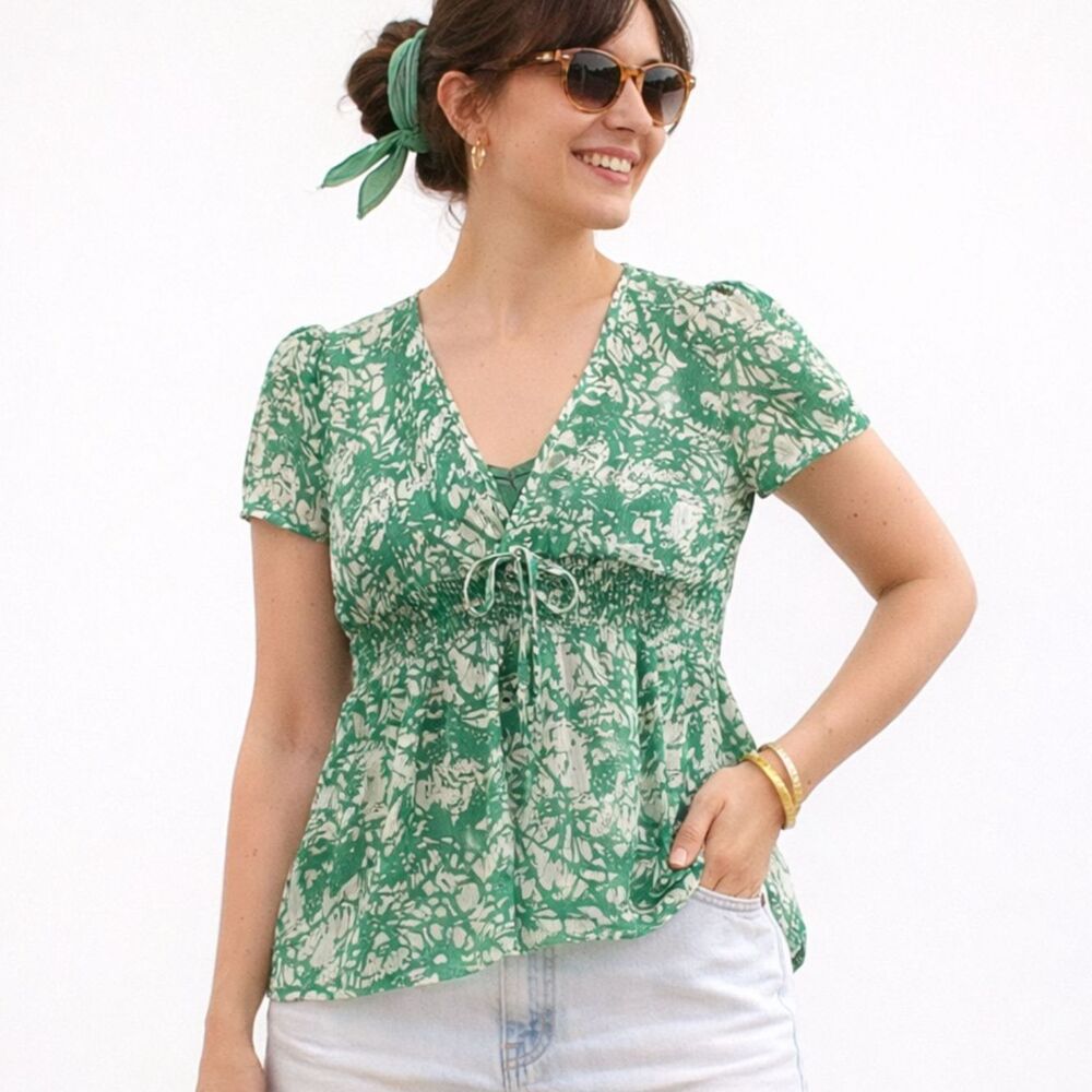 Cottagecore Emerald Green Floral Babydoll Blouse S Flutter Peplum Fairy Y2K Boho